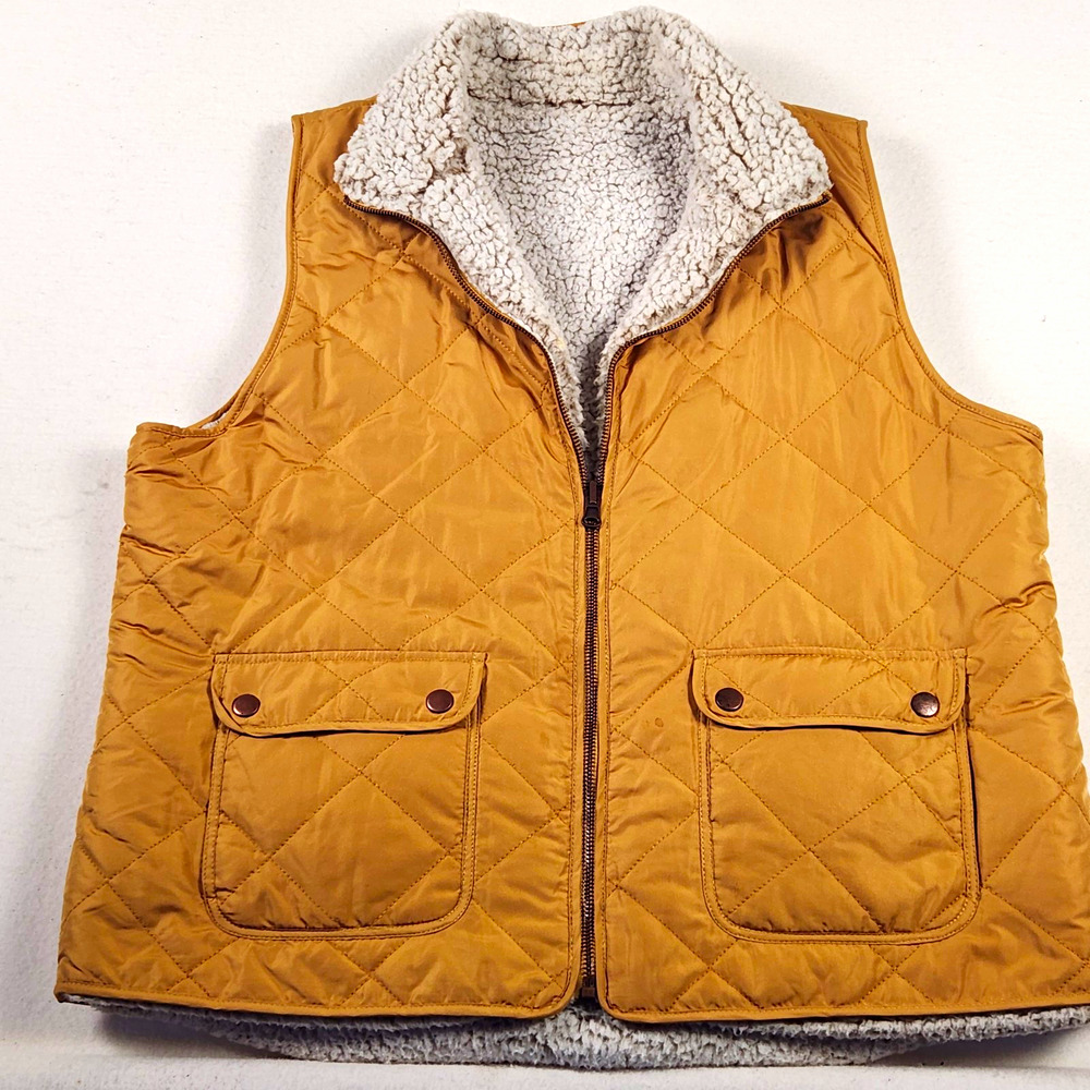 Thread & Supply Women's Reversible Quilted Sherpa Vest Tan Roasted Pecan XL